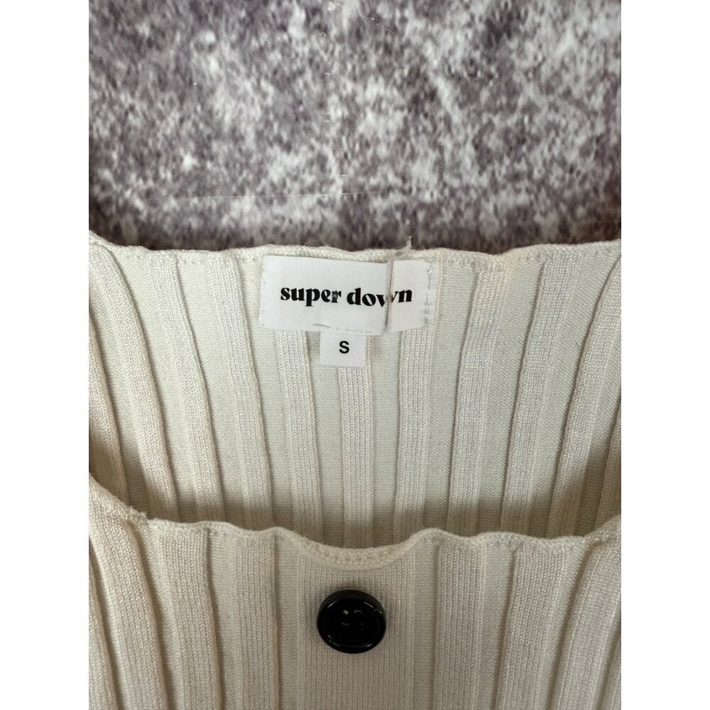 Superdown Sweater Tank Womens S Ribbed Viscose Top Button Boho Mod Sexy Crop - Picture 2 of 8